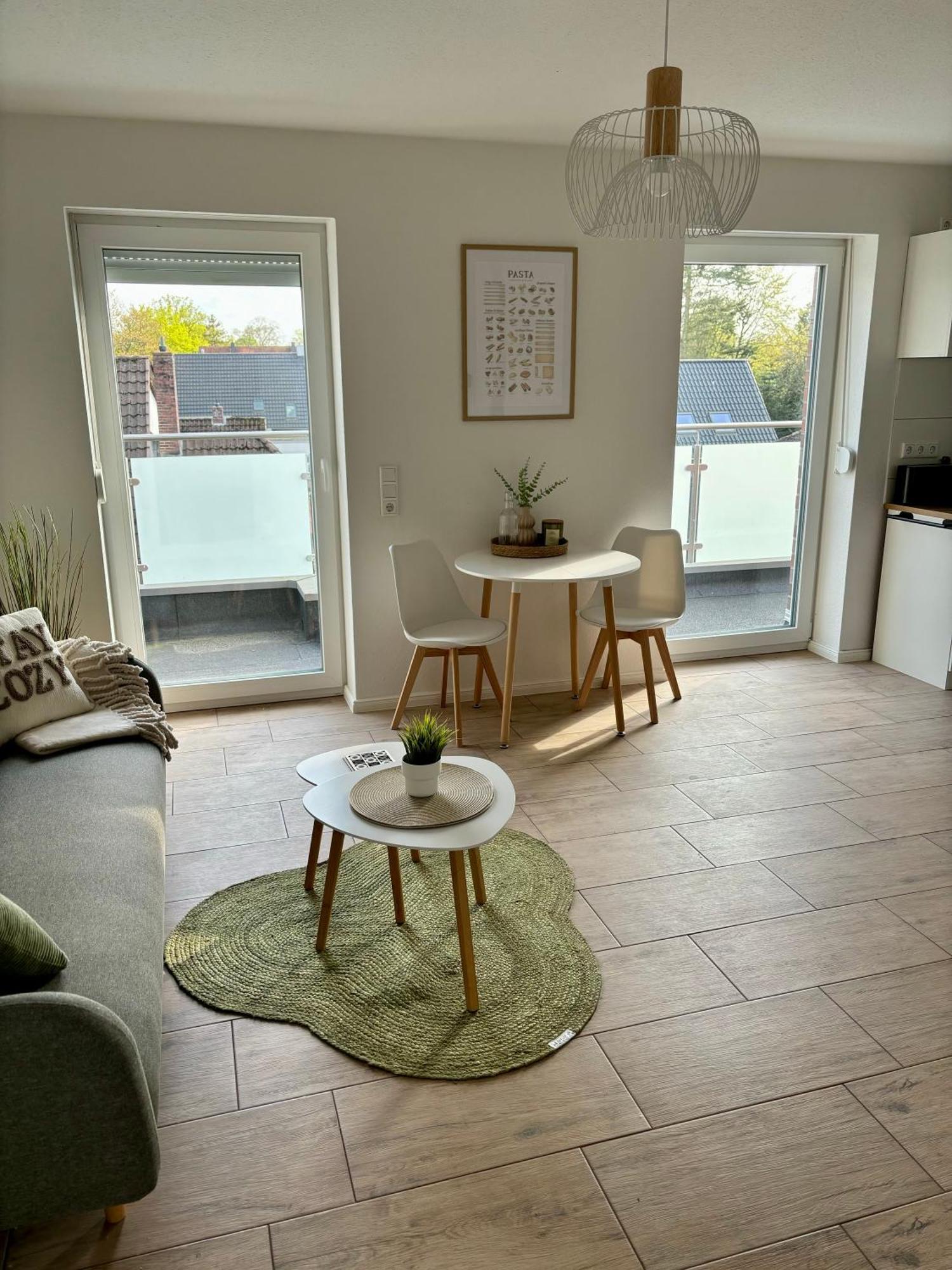 Home & Apart - Apartment Im Herzen Von Kreyenbrueck - Apartment 2 Oldenburg Eksteriør bilde