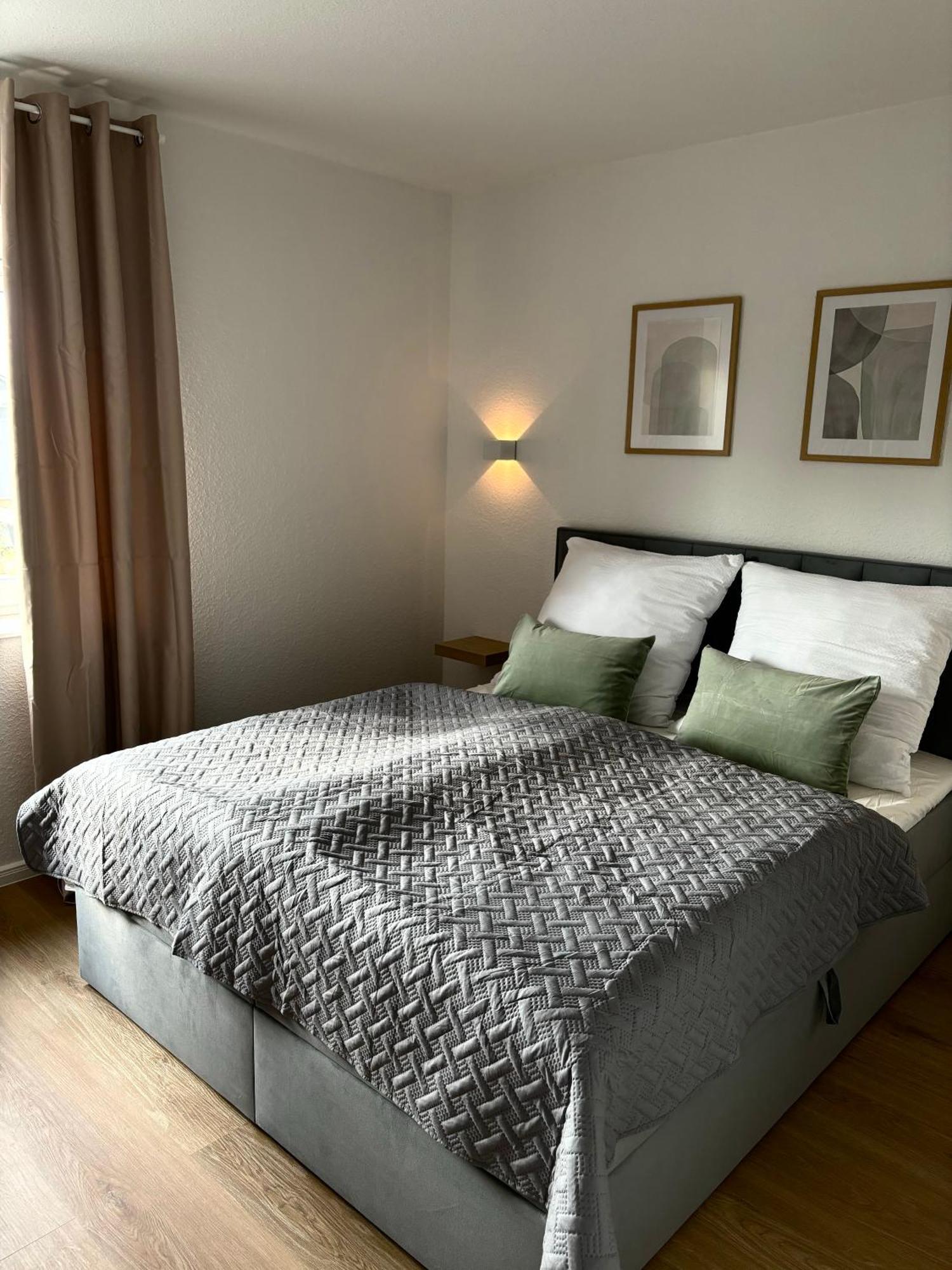 Home & Apart - Apartment Im Herzen Von Kreyenbrueck - Apartment 2 Oldenburg Eksteriør bilde